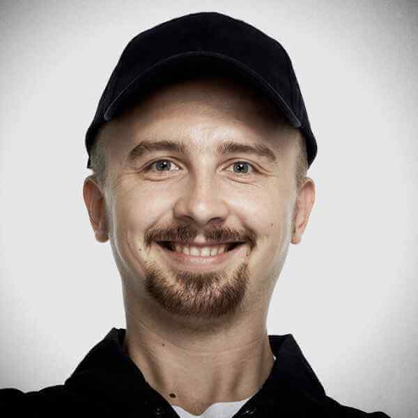 https://handymanofsavannah.com/wp-content/uploads/2018/09/our_team_03.jpg