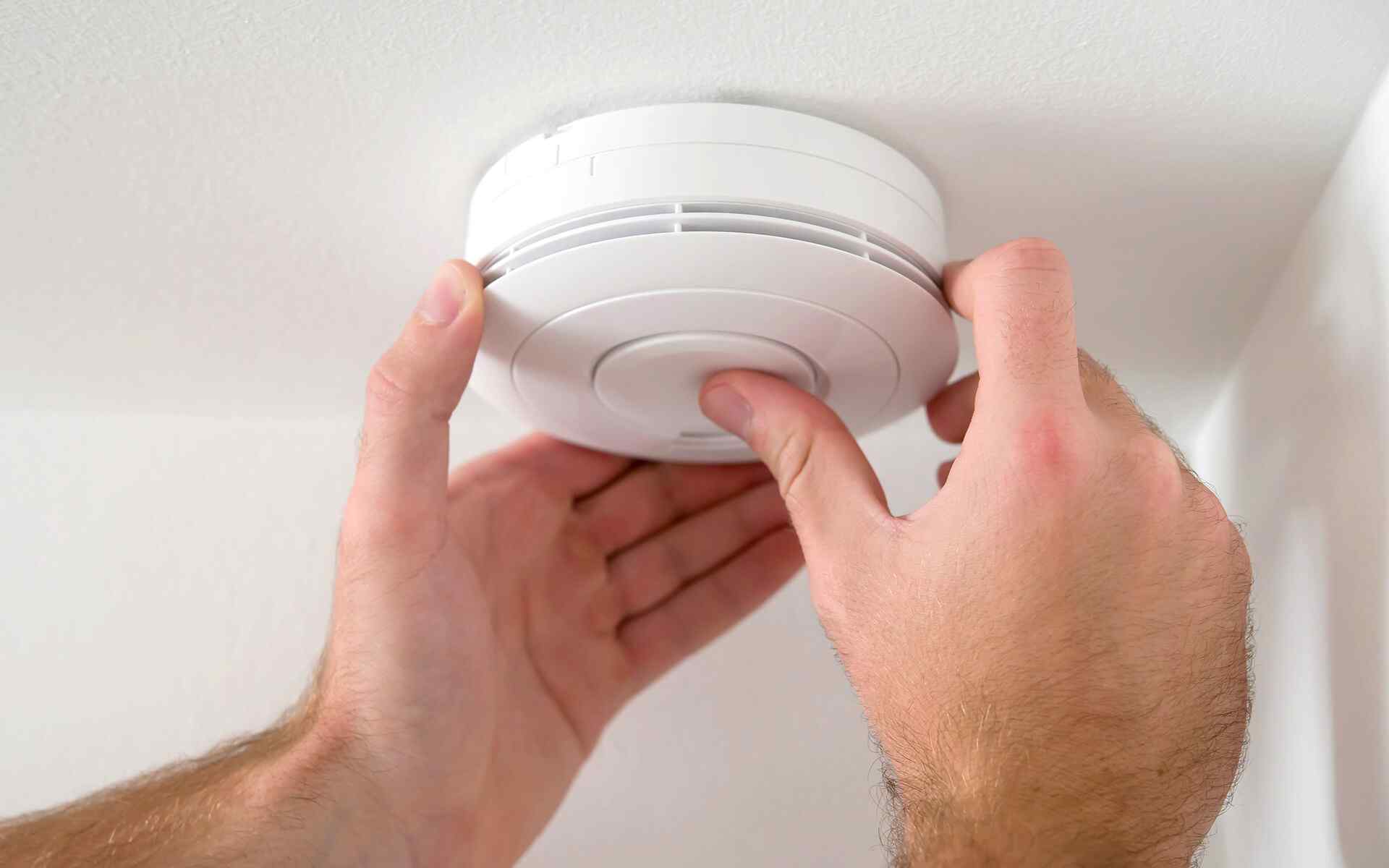 Replace Your Exterior Light Fixtures Replace Your Exterior Light Fixtures
